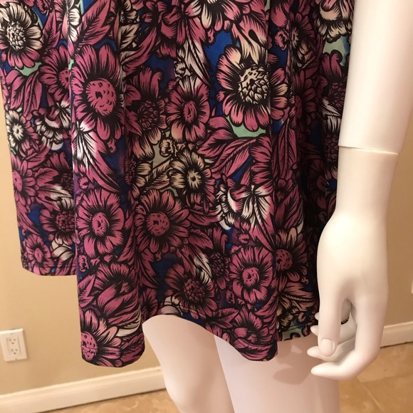 Lularoe Perfect T Tunic Womens Size Small Purple Floral Short Sleeve Relaxed Fit - Picture 11 of 13